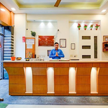 Hotel Le Grand - Walk-In From Rk Ashram Metro Station New Delhi Exterior foto