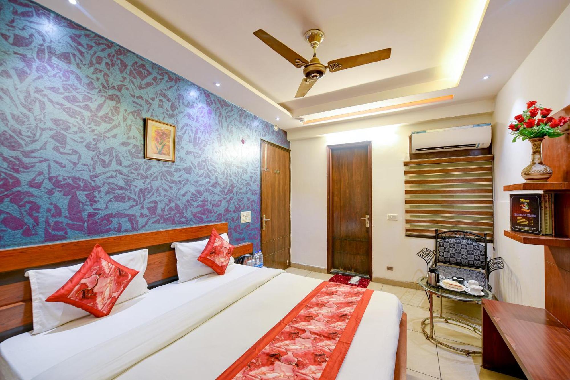 Hotel Le Grand - Walk-In From Rk Ashram Metro Station New Delhi Exterior foto